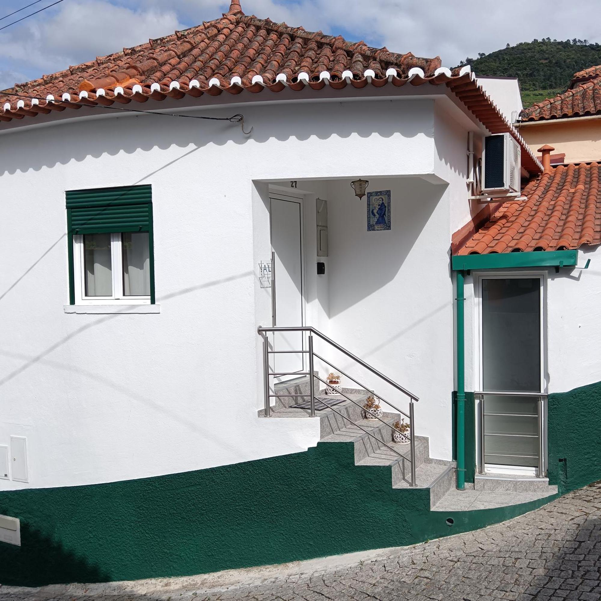 Casa Fonte Do Meio Folgosa  المظهر الخارجي الصورة